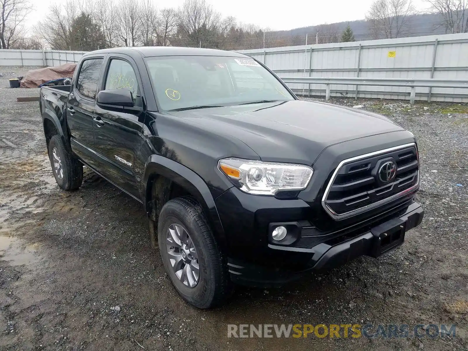 1 Photograph of a damaged car 3TMCZ5AN0KM191896 TOYOTA TACOMA 2019