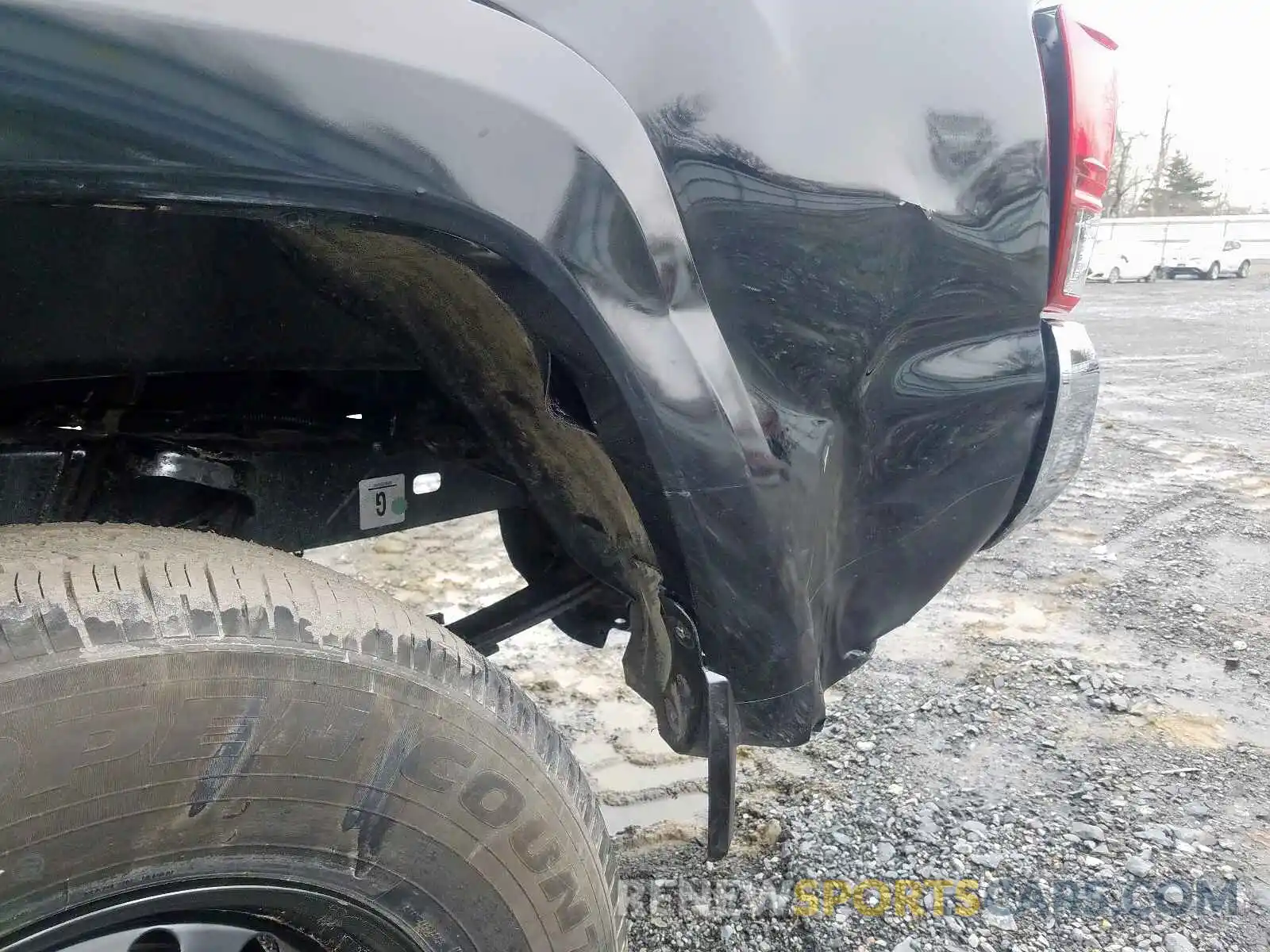 9 Photograph of a damaged car 3TMCZ5AN0KM191896 TOYOTA TACOMA 2019