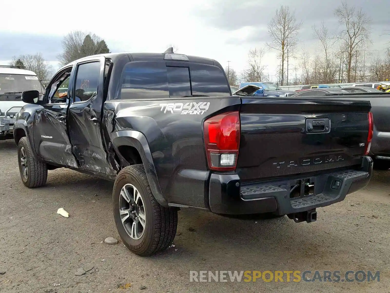 3 Photograph of a damaged car 3TMCZ5AN0KM192305 TOYOTA TACOMA 2019