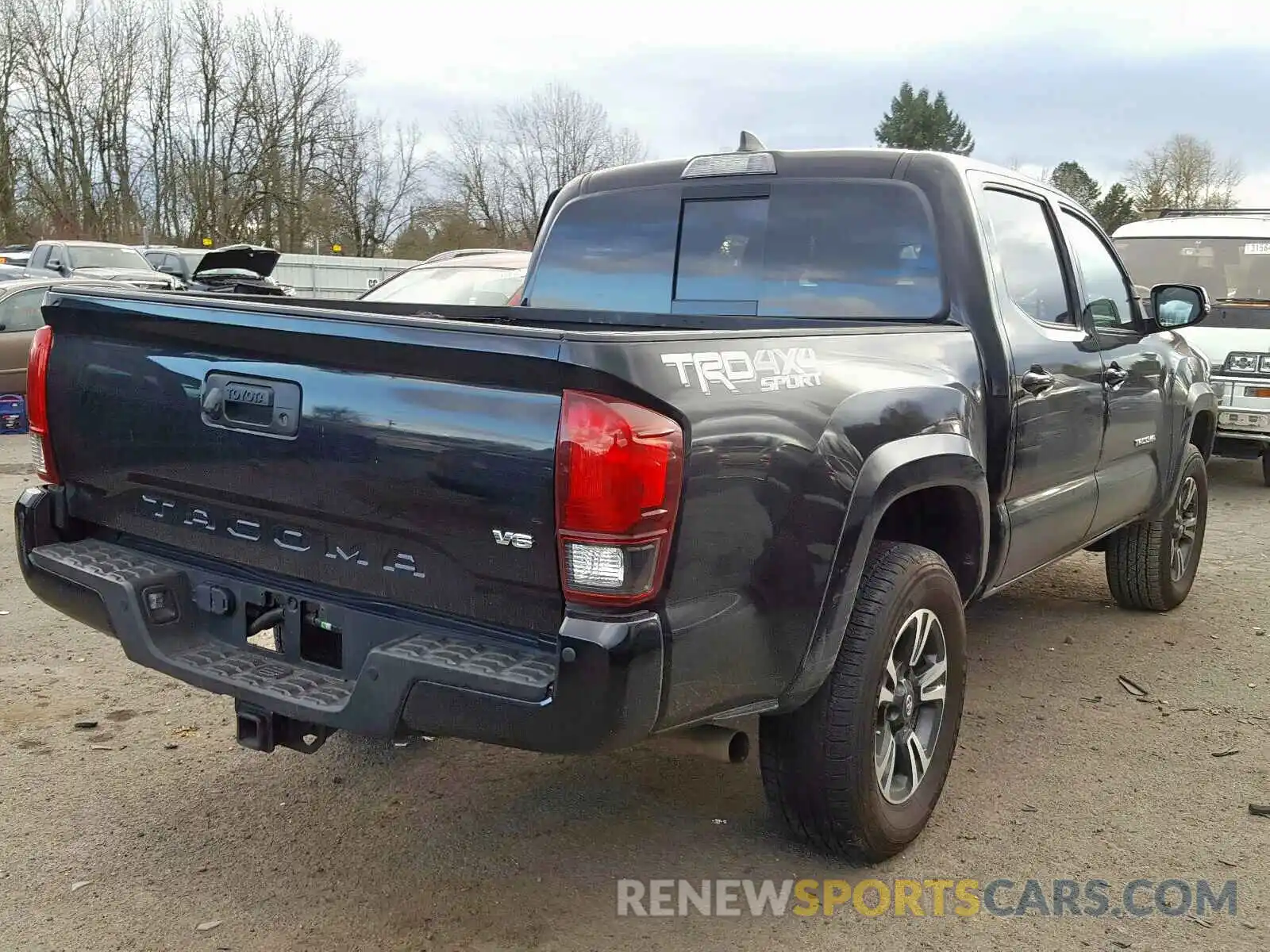 4 Photograph of a damaged car 3TMCZ5AN0KM192305 TOYOTA TACOMA 2019