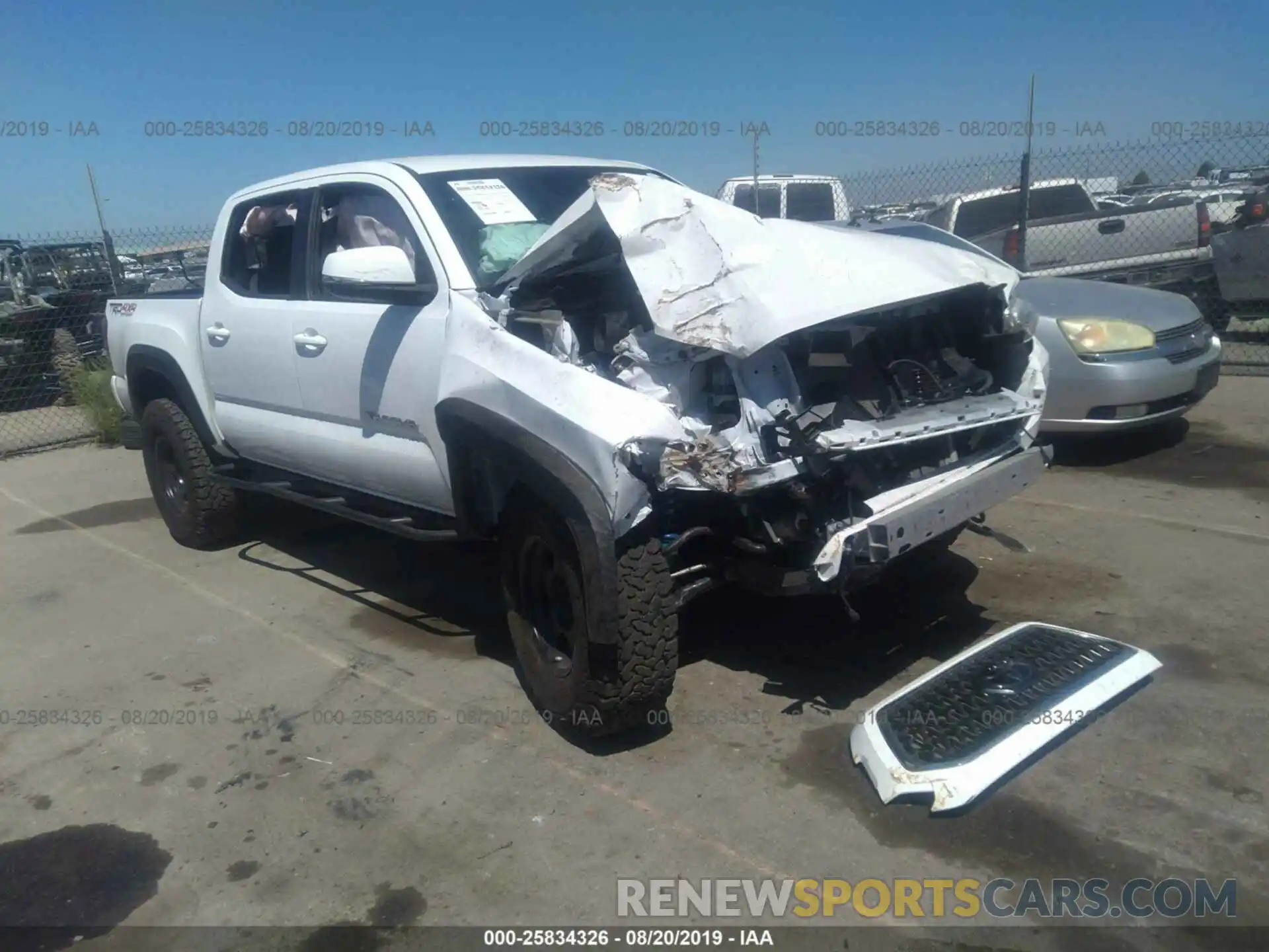 1 Photograph of a damaged car 3TMCZ5AN0KM196368 TOYOTA TACOMA 2019