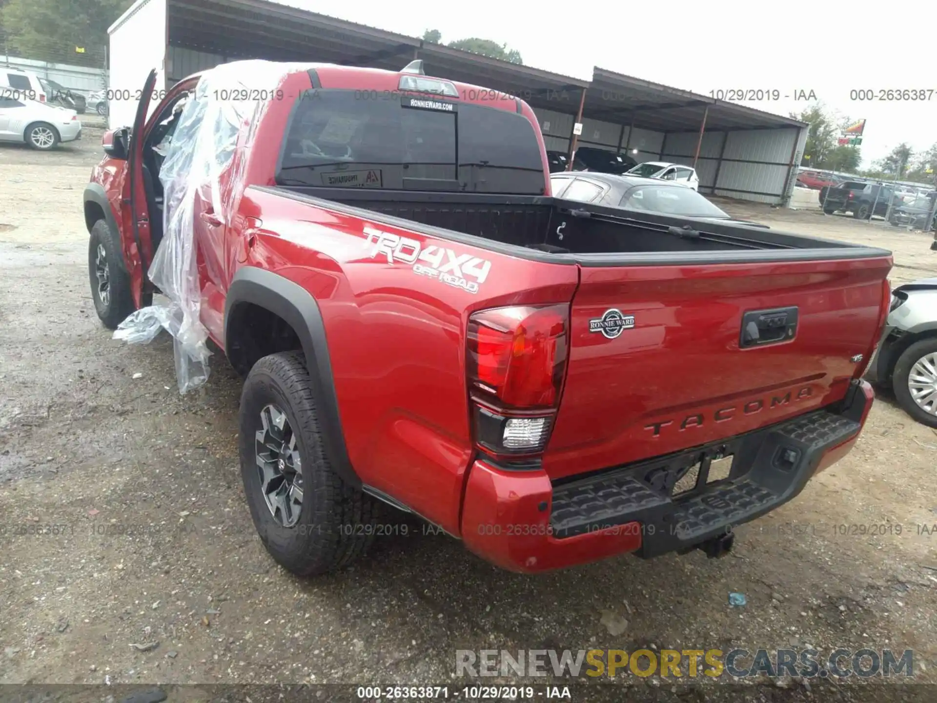 3 Photograph of a damaged car 3TMCZ5AN0KM196807 TOYOTA TACOMA 2019