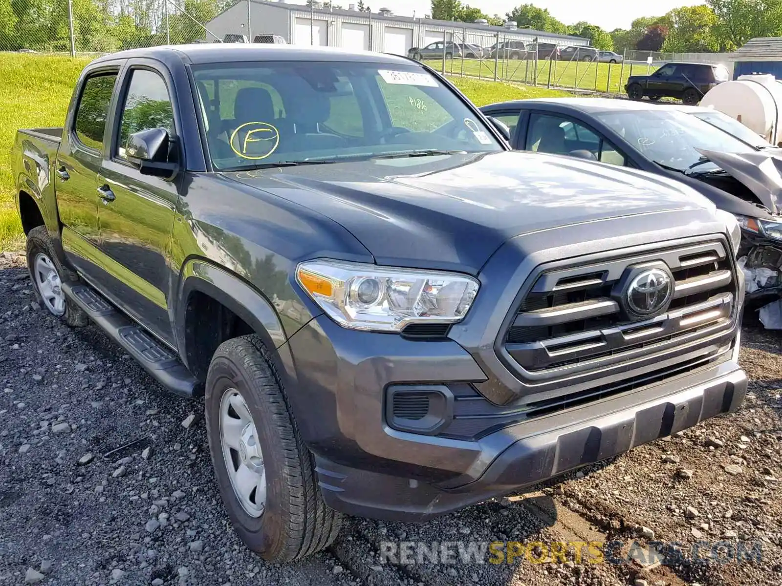 1 Photograph of a damaged car 3TMCZ5AN0KM198444 TOYOTA TACOMA 2019