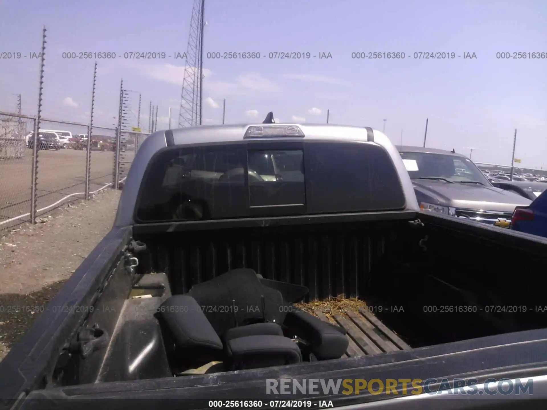 8 Photograph of a damaged car 3TMCZ5AN0KM202301 TOYOTA TACOMA 2019