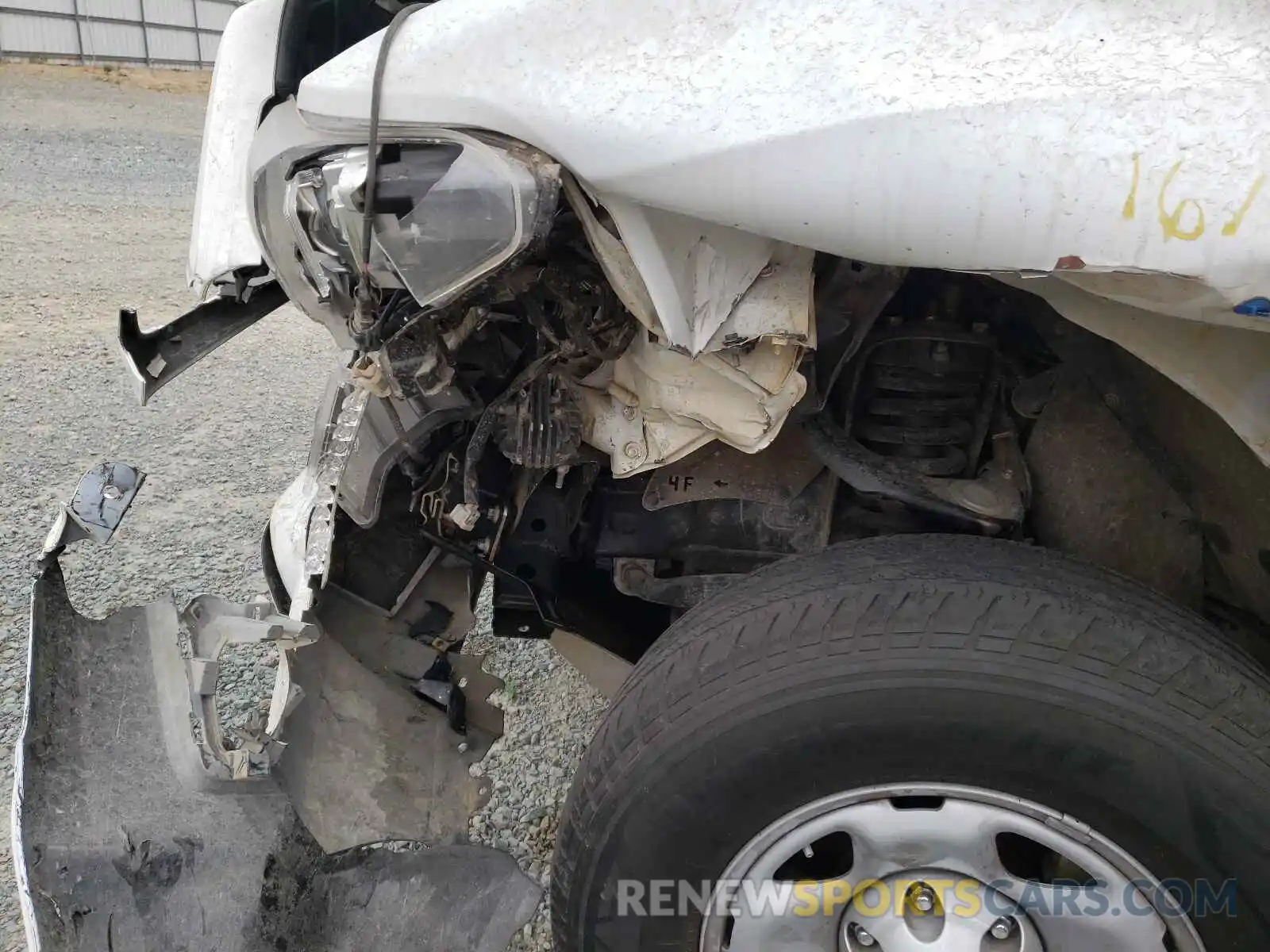9 Photograph of a damaged car 3TMCZ5AN0KM202900 TOYOTA TACOMA 2019