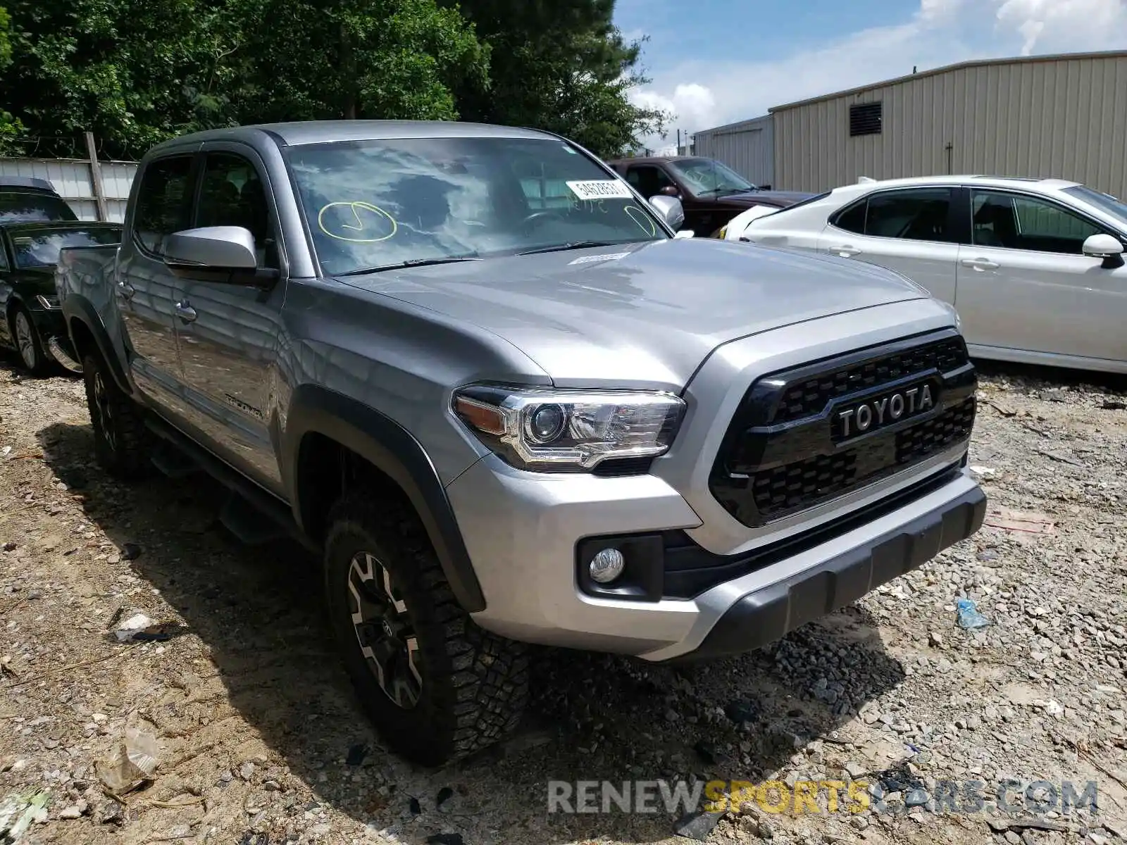 1 Photograph of a damaged car 3TMCZ5AN0KM203724 TOYOTA TACOMA 2019