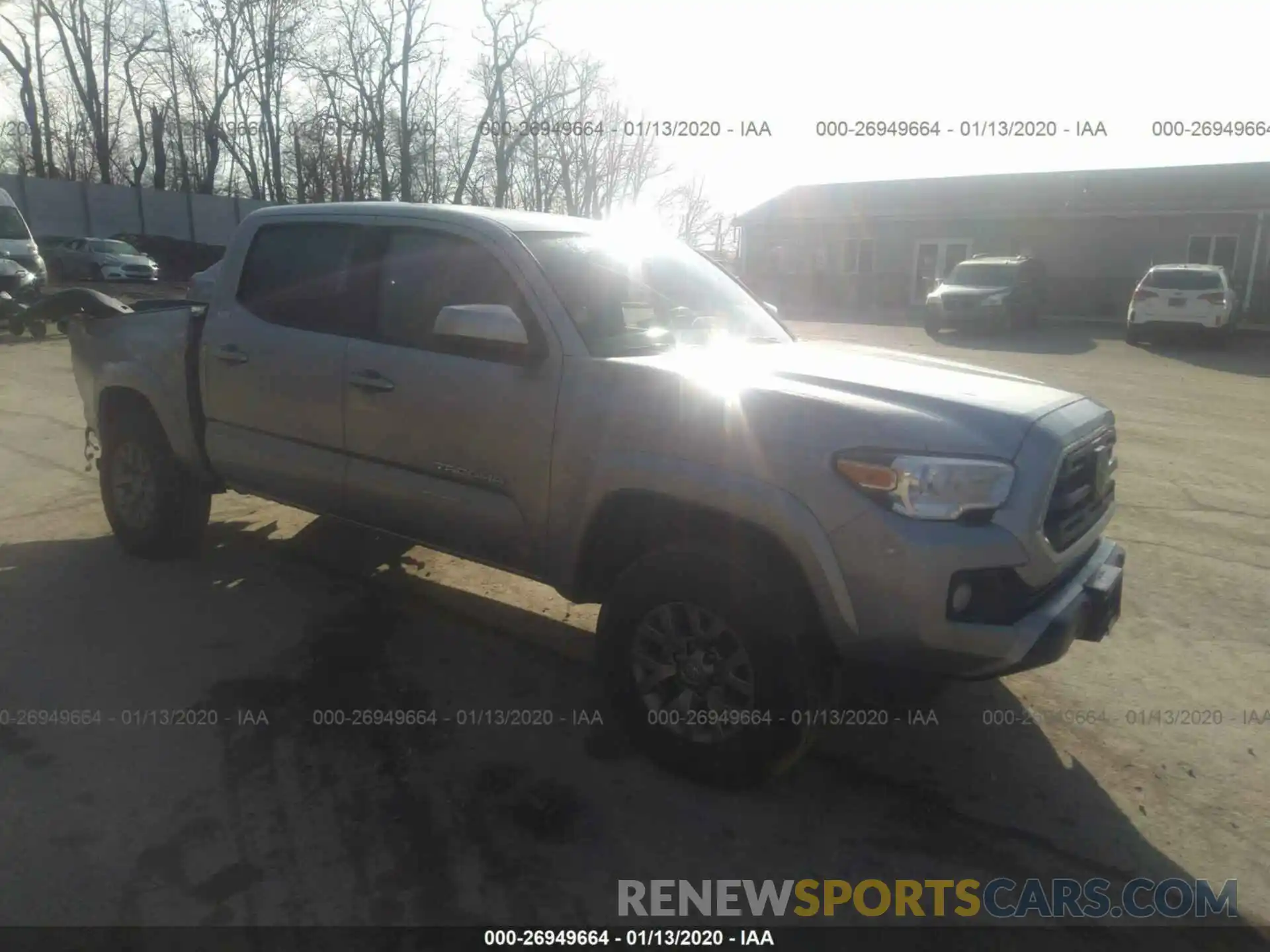 1 Photograph of a damaged car 3TMCZ5AN0KM204694 TOYOTA TACOMA 2019