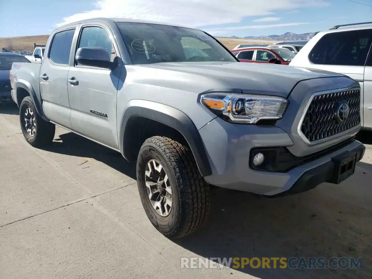 1 Photograph of a damaged car 3TMCZ5AN0KM205229 TOYOTA TACOMA 2019