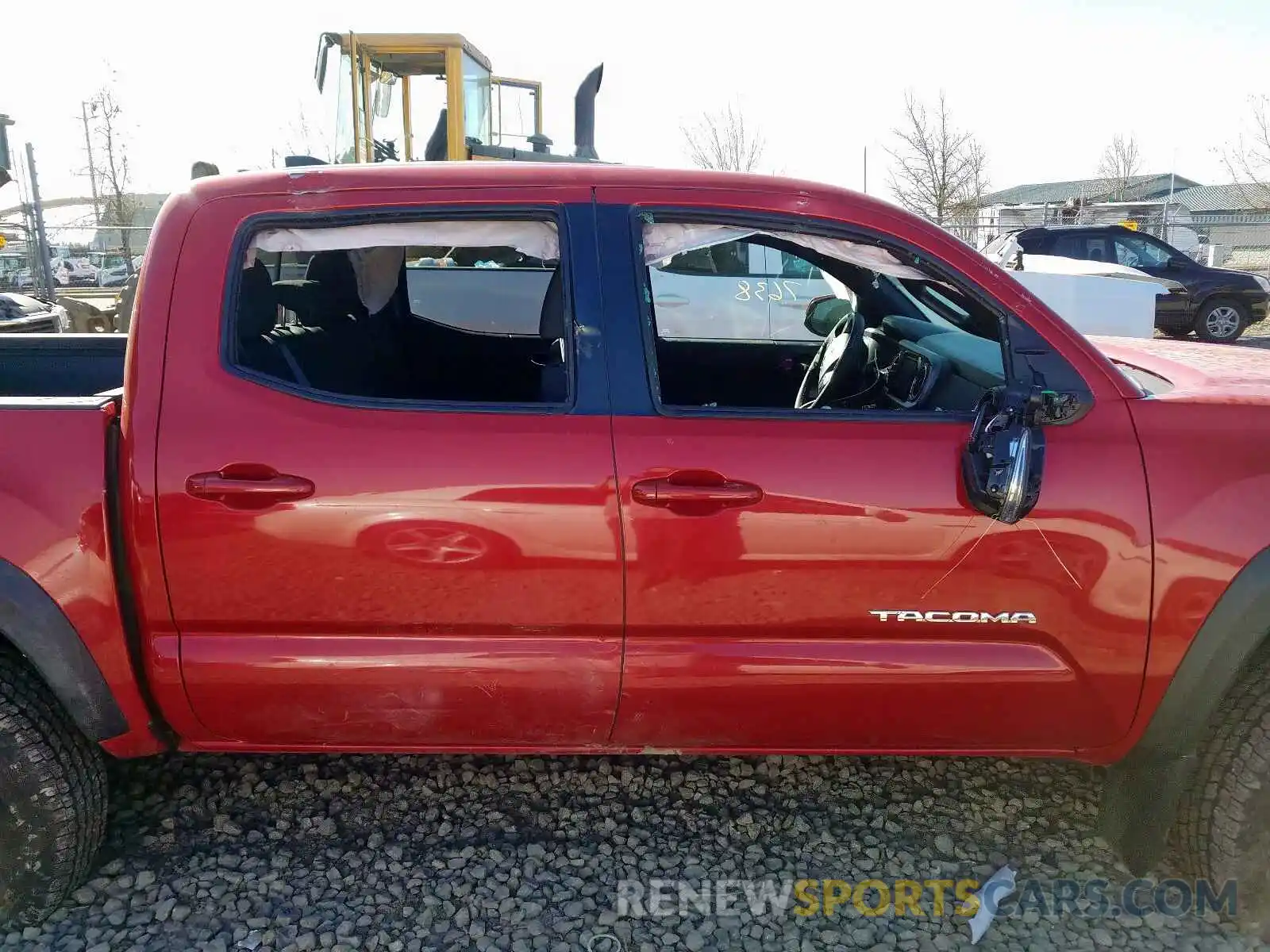 9 Photograph of a damaged car 3TMCZ5AN0KM206915 TOYOTA TACOMA 2019