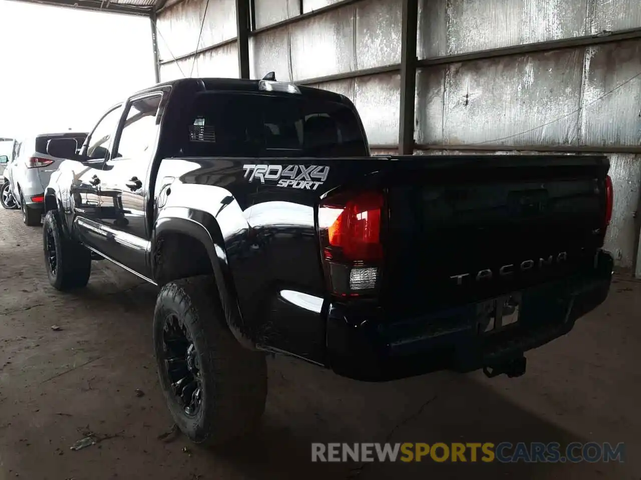 3 Photograph of a damaged car 3TMCZ5AN0KM211337 TOYOTA TACOMA 2019