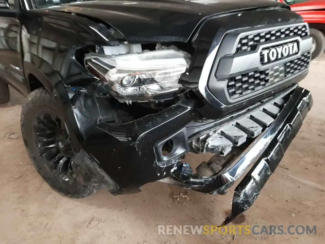 9 Photograph of a damaged car 3TMCZ5AN0KM211337 TOYOTA TACOMA 2019