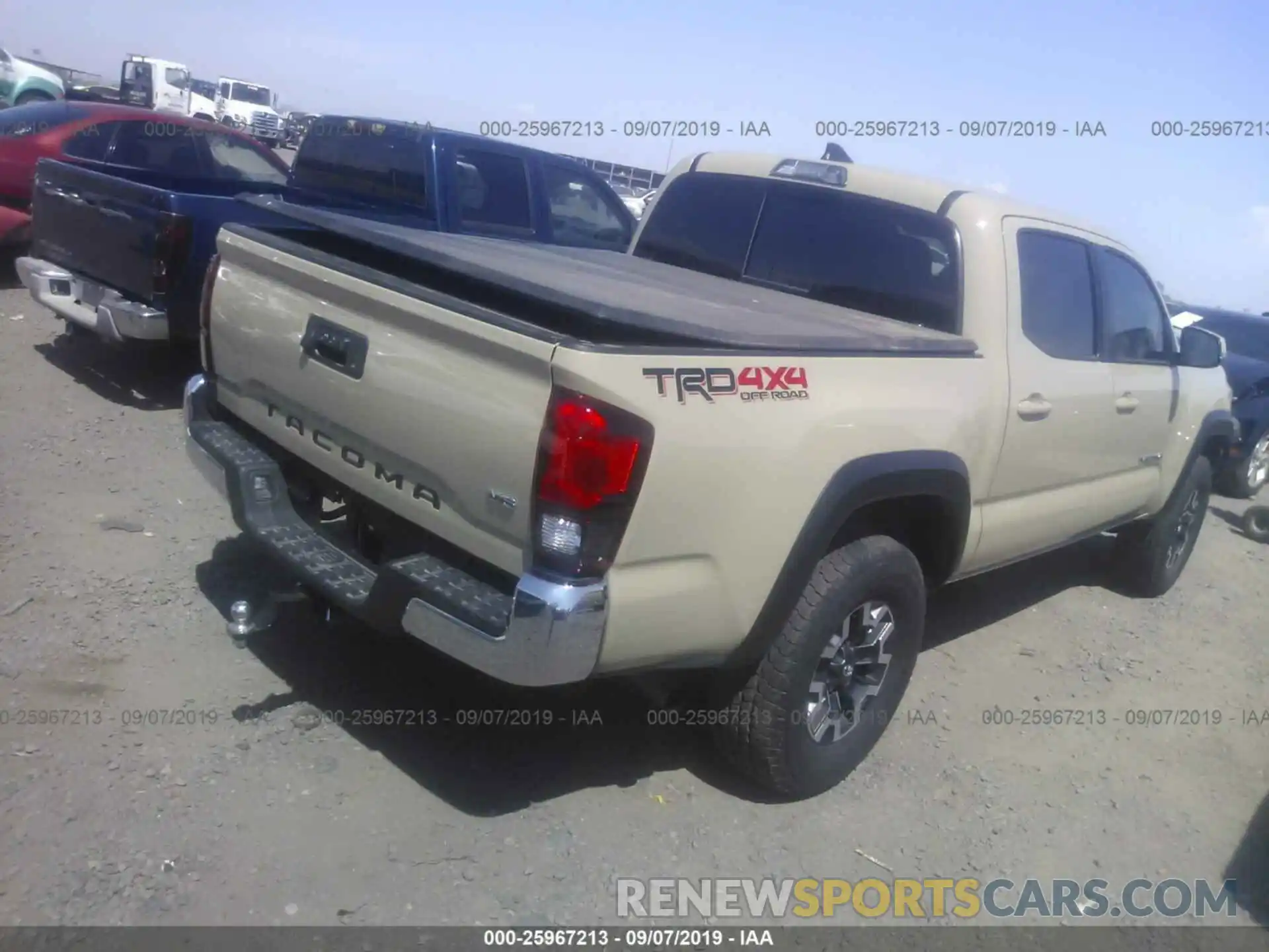 4 Photograph of a damaged car 3TMCZ5AN0KM211726 TOYOTA TACOMA 2019