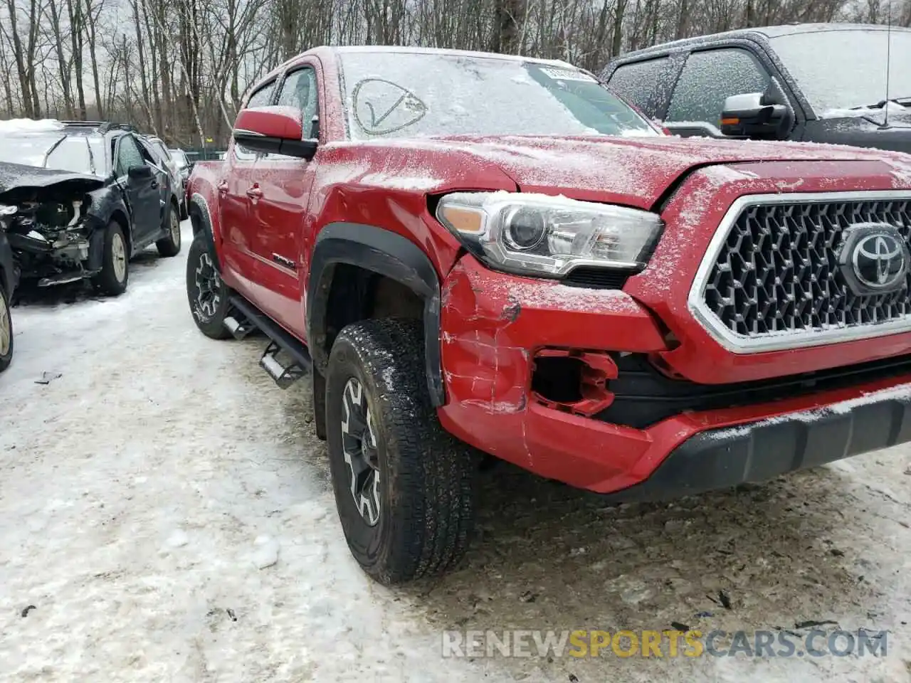 9 Photograph of a damaged car 3TMCZ5AN0KM214173 TOYOTA TACOMA 2019