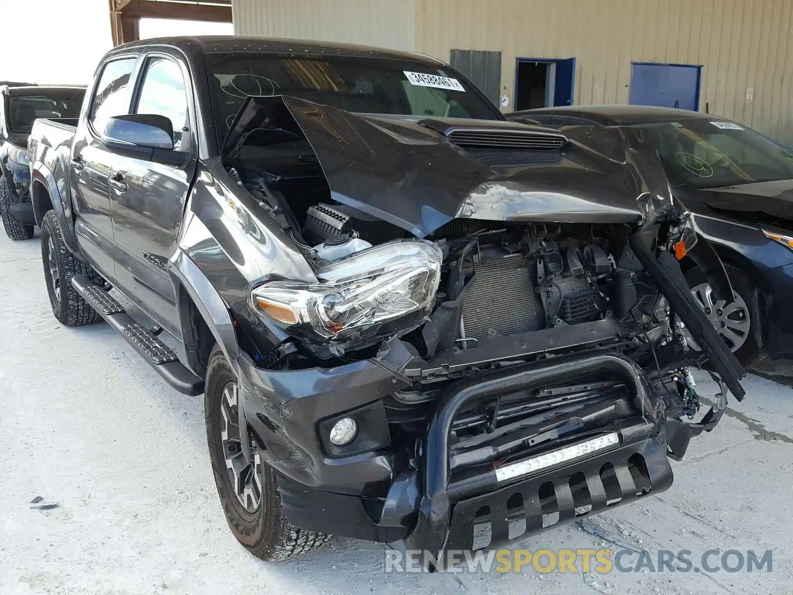 1 Photograph of a damaged car 3TMCZ5AN0KM214920 TOYOTA TACOMA 2019