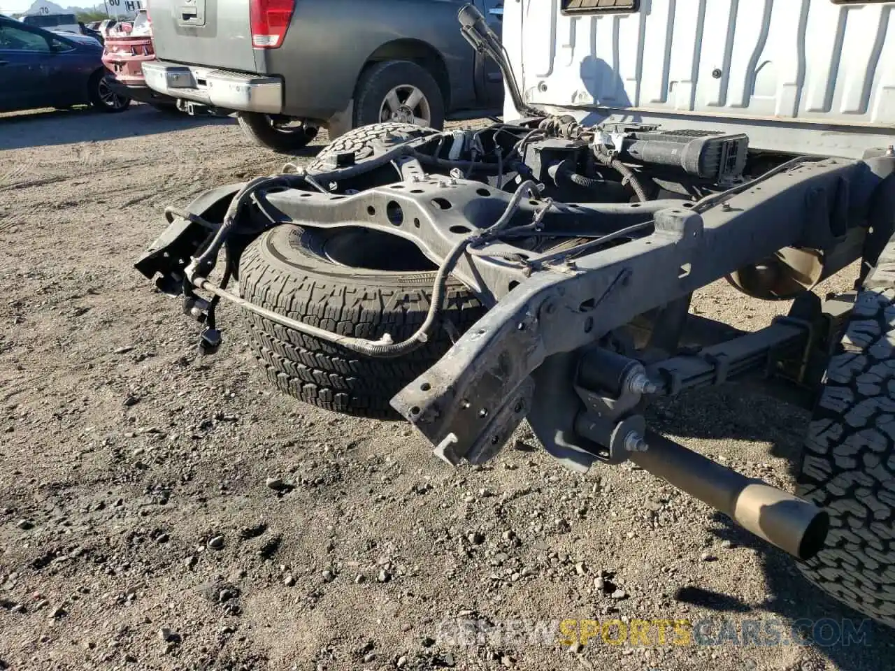 9 Photograph of a damaged car 3TMCZ5AN0KM215257 TOYOTA TACOMA 2019