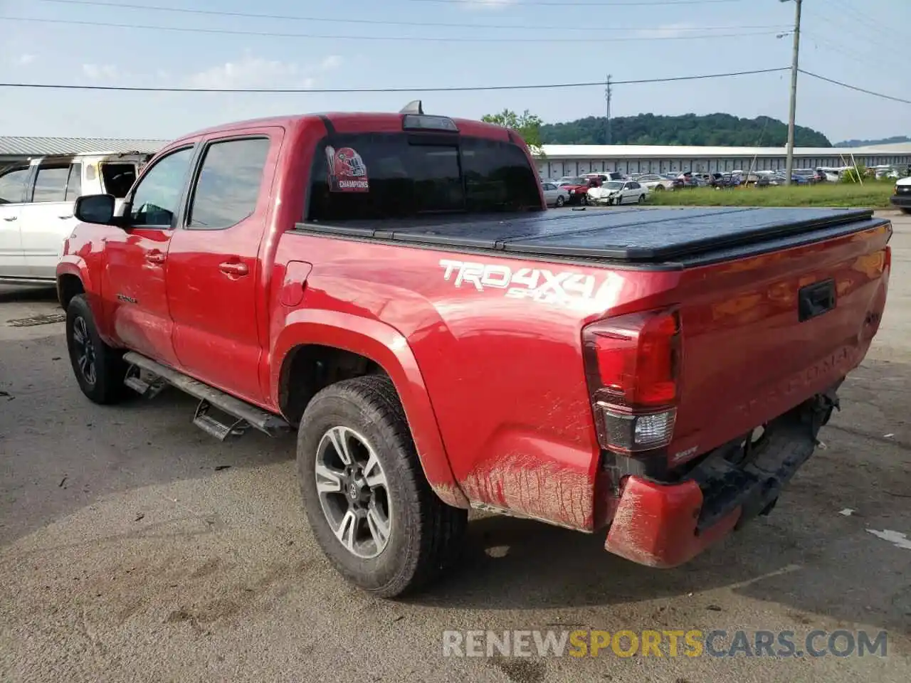 3 Photograph of a damaged car 3TMCZ5AN0KM217493 TOYOTA TACOMA 2019