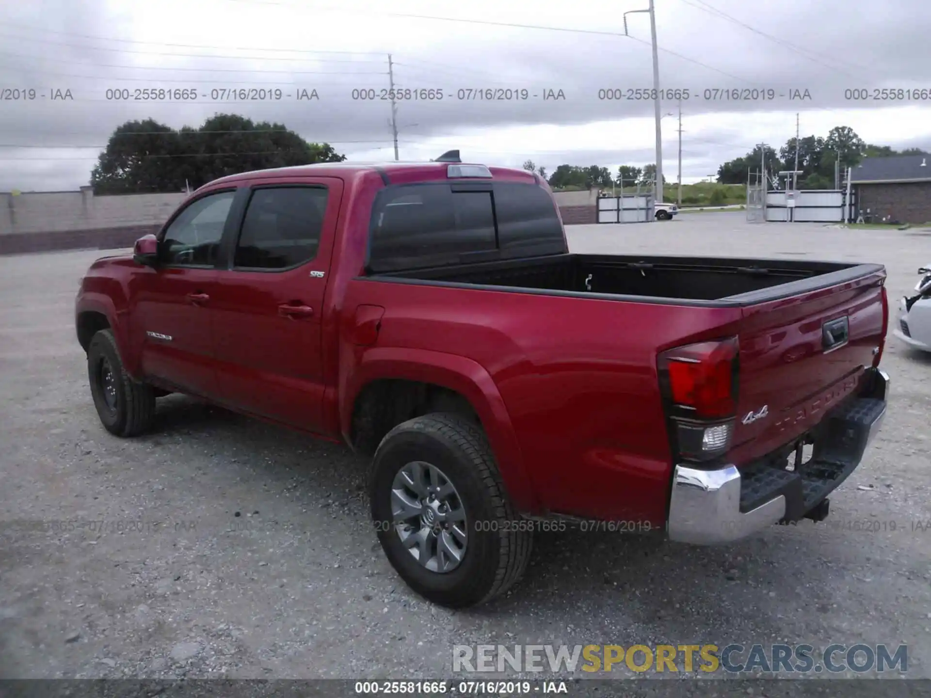 3 Photograph of a damaged car 3TMCZ5AN0KM218434 TOYOTA TACOMA 2019