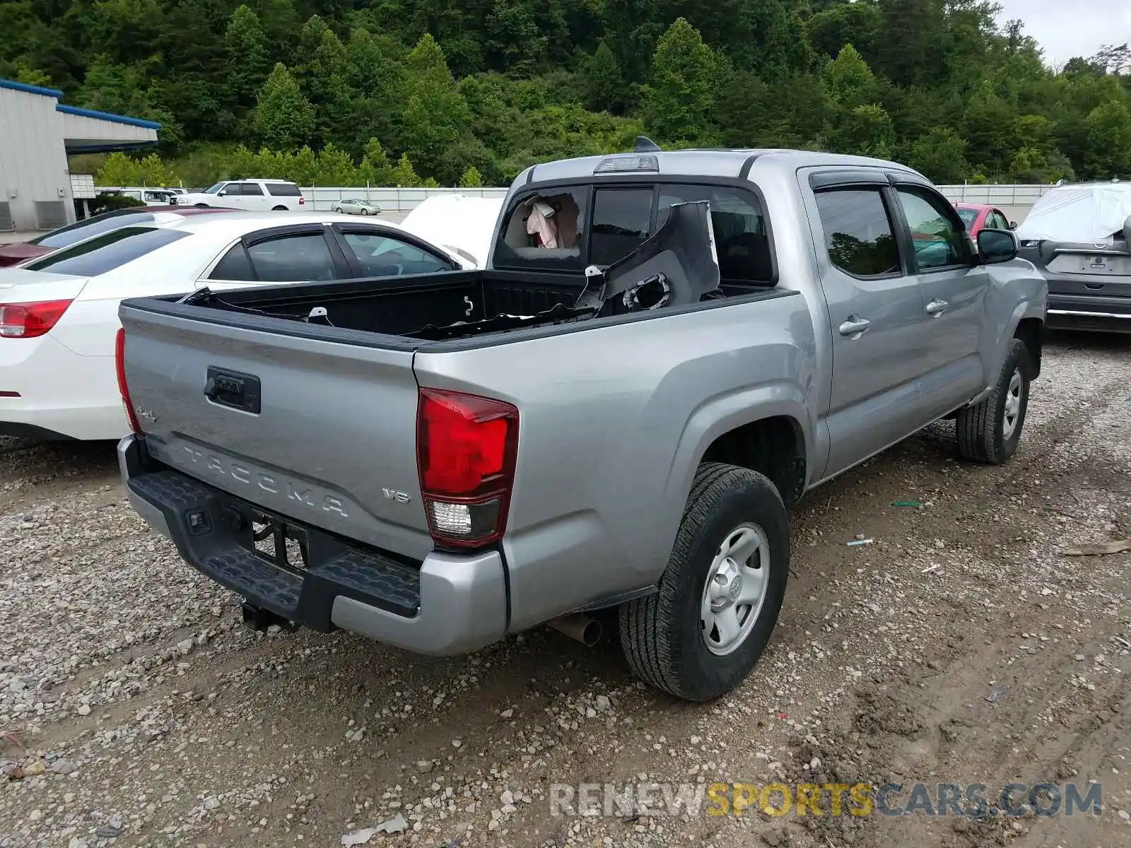 4 Photograph of a damaged car 3TMCZ5AN0KM223598 TOYOTA TACOMA 2019