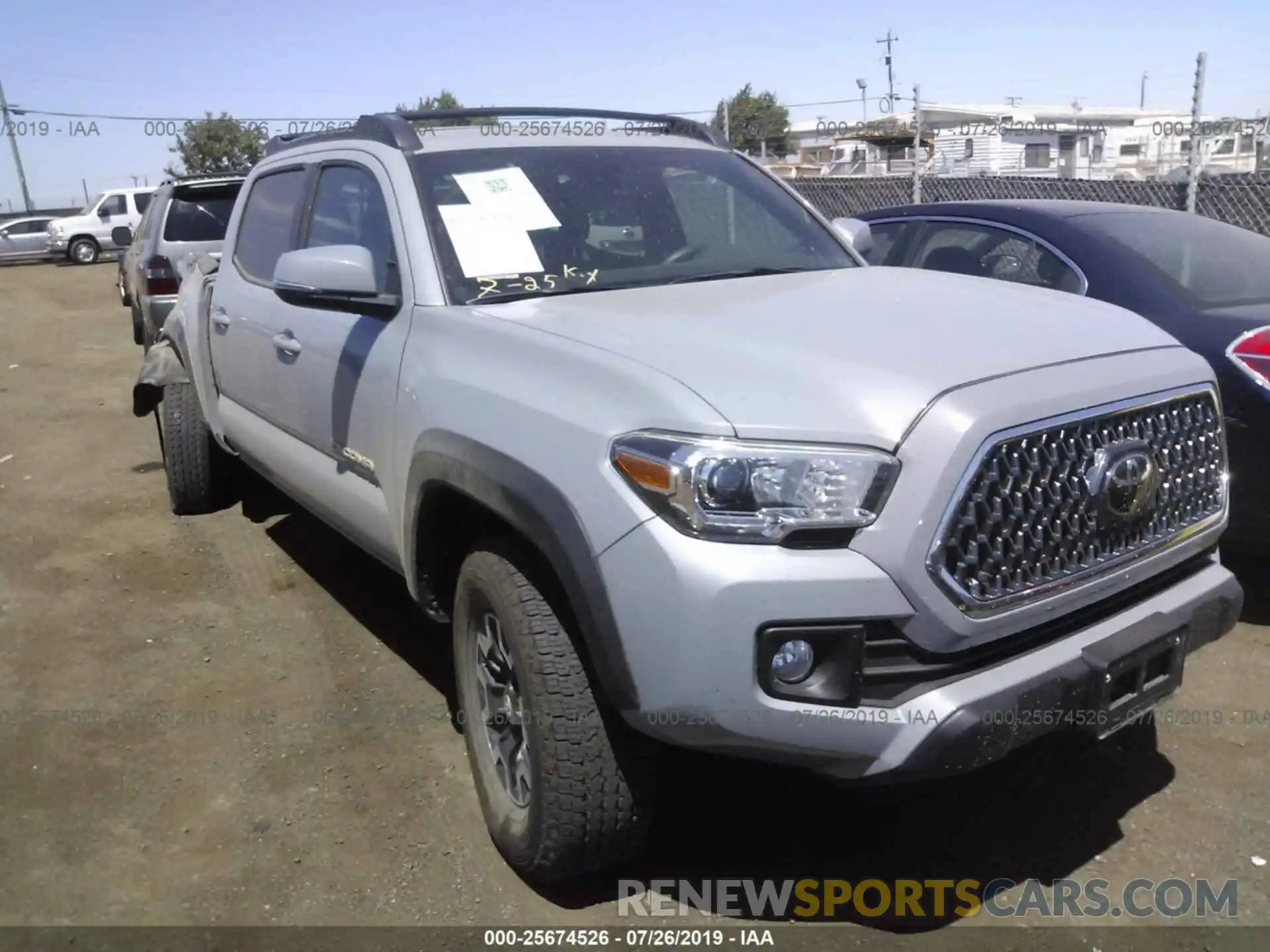 1 Photograph of a damaged car 3TMCZ5AN0KM226811 TOYOTA TACOMA 2019