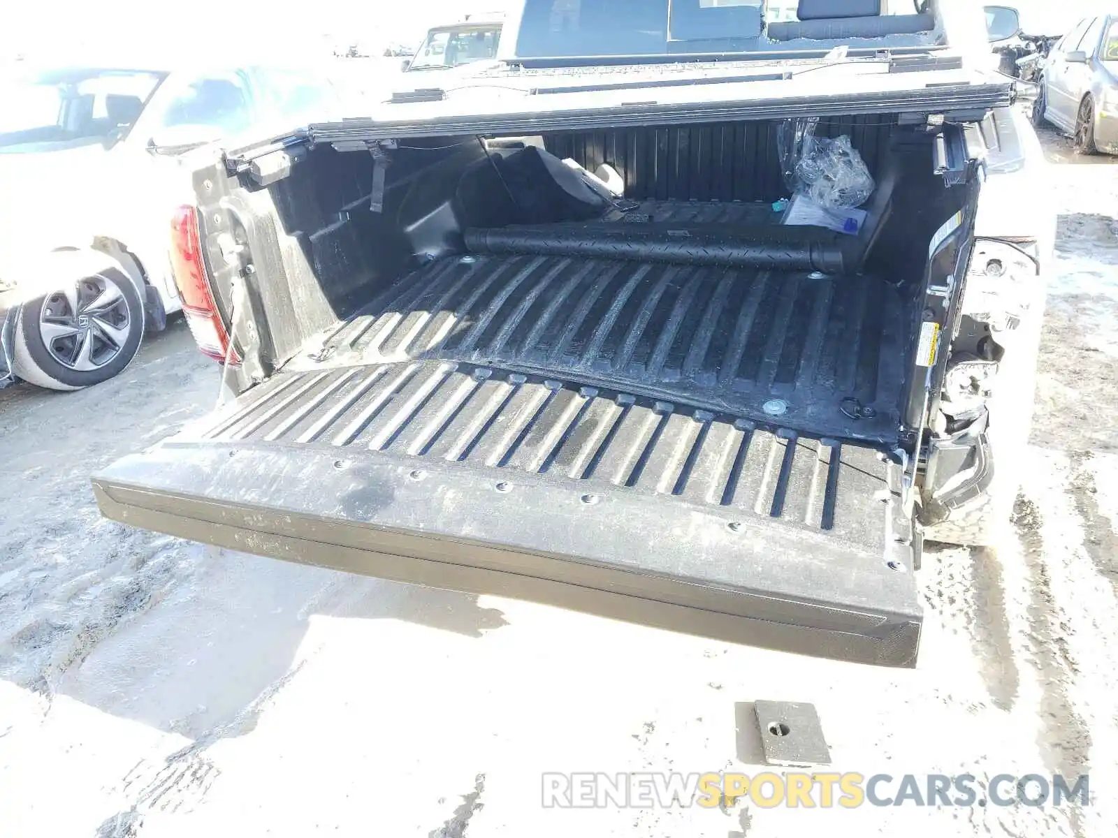 9 Photograph of a damaged car 3TMCZ5AN0KM229045 TOYOTA TACOMA 2019