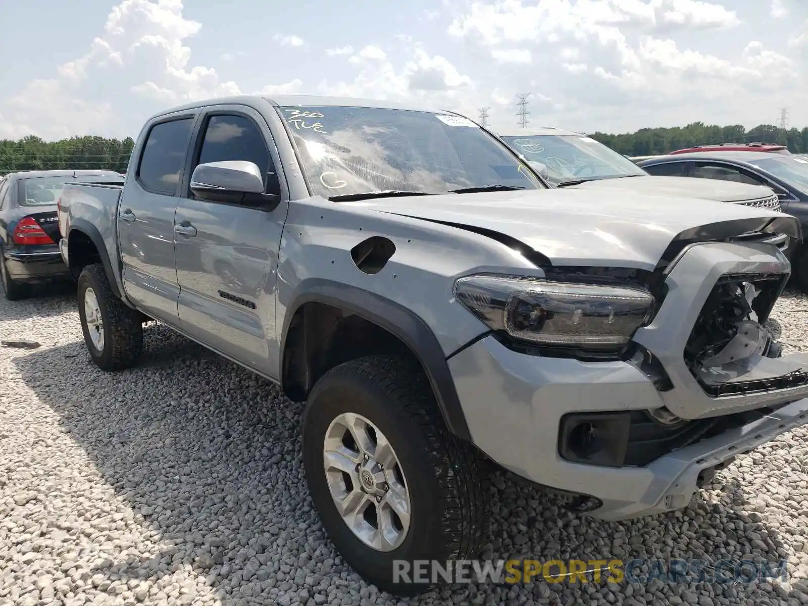 1 Photograph of a damaged car 3TMCZ5AN0KM229319 TOYOTA TACOMA 2019