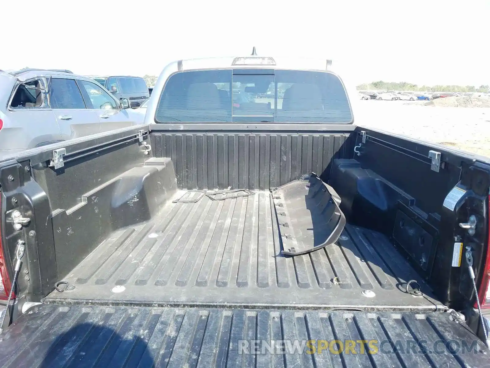 9 Photograph of a damaged car 3TMCZ5AN0KM230843 TOYOTA TACOMA 2019