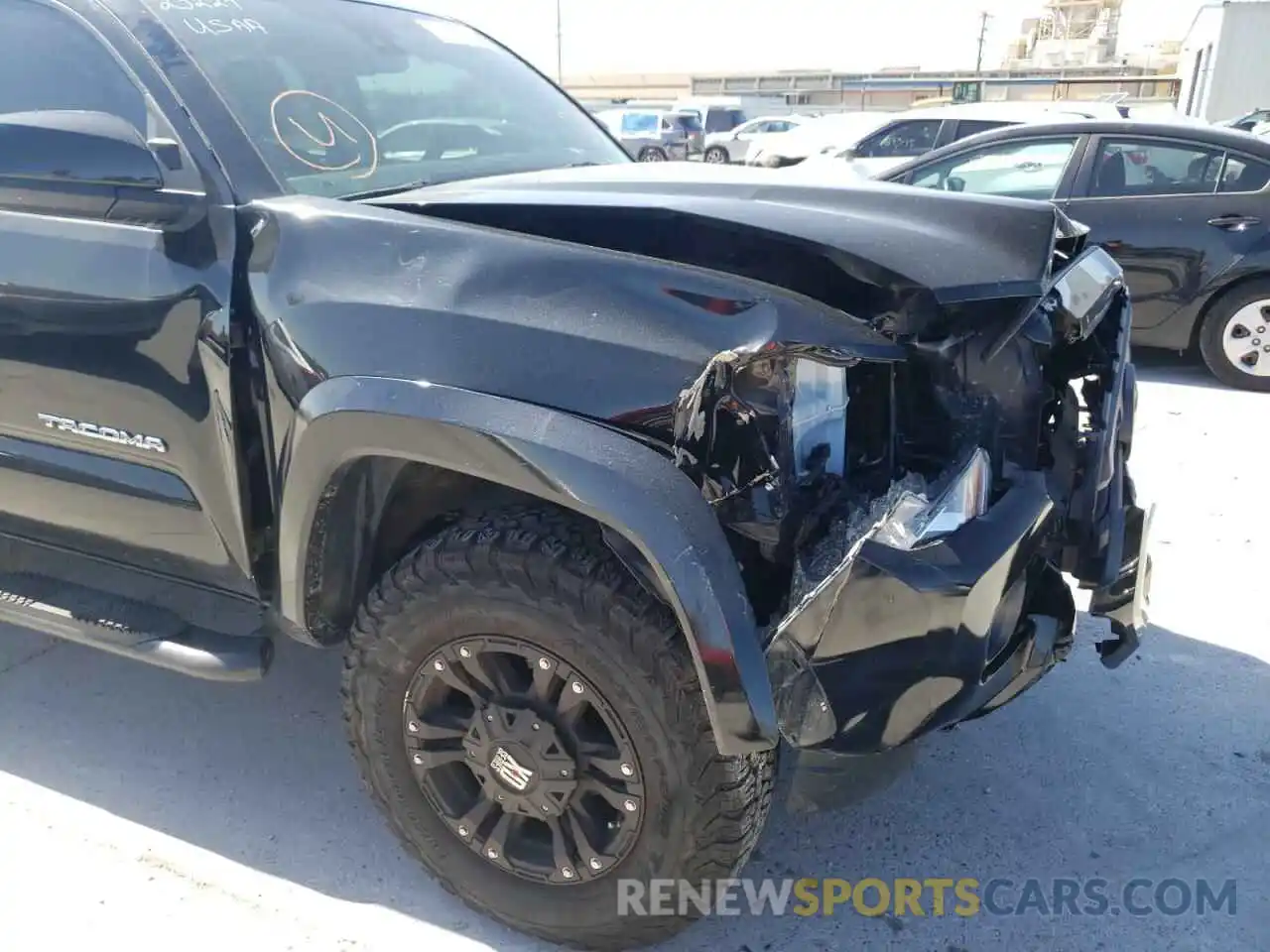 9 Photograph of a damaged car 3TMCZ5AN0KM234522 TOYOTA TACOMA 2019