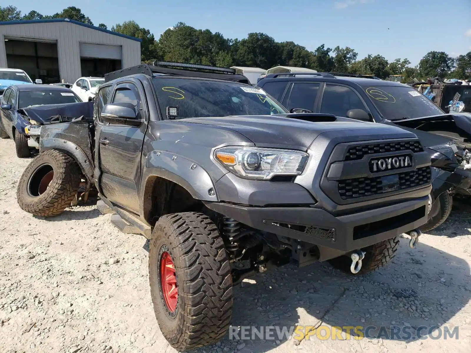 1 Photograph of a damaged car 3TMCZ5AN0KM235959 TOYOTA TACOMA 2019