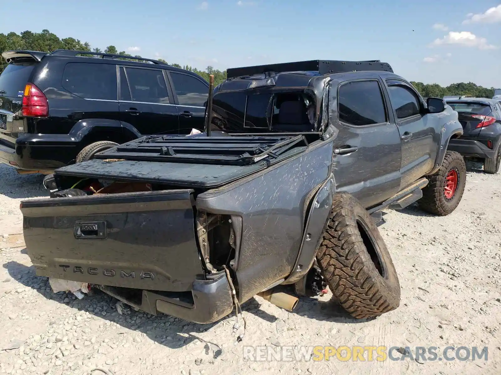 4 Photograph of a damaged car 3TMCZ5AN0KM235959 TOYOTA TACOMA 2019