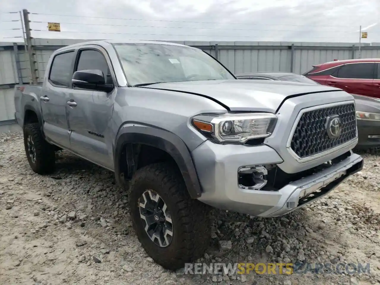 1 Photograph of a damaged car 3TMCZ5AN0KM239025 TOYOTA TACOMA 2019