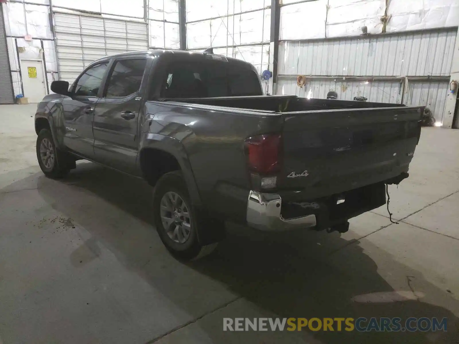 3 Photograph of a damaged car 3TMCZ5AN0KM239994 TOYOTA TACOMA 2019