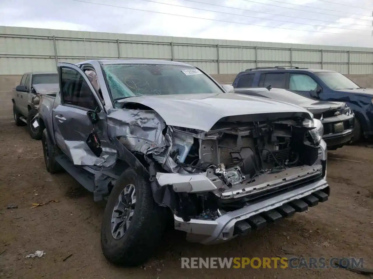 1 Photograph of a damaged car 3TMCZ5AN0KM241258 TOYOTA TACOMA 2019