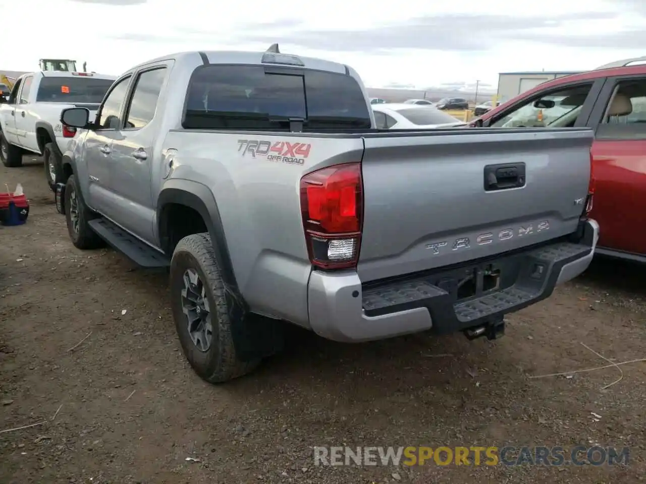 3 Photograph of a damaged car 3TMCZ5AN0KM241258 TOYOTA TACOMA 2019