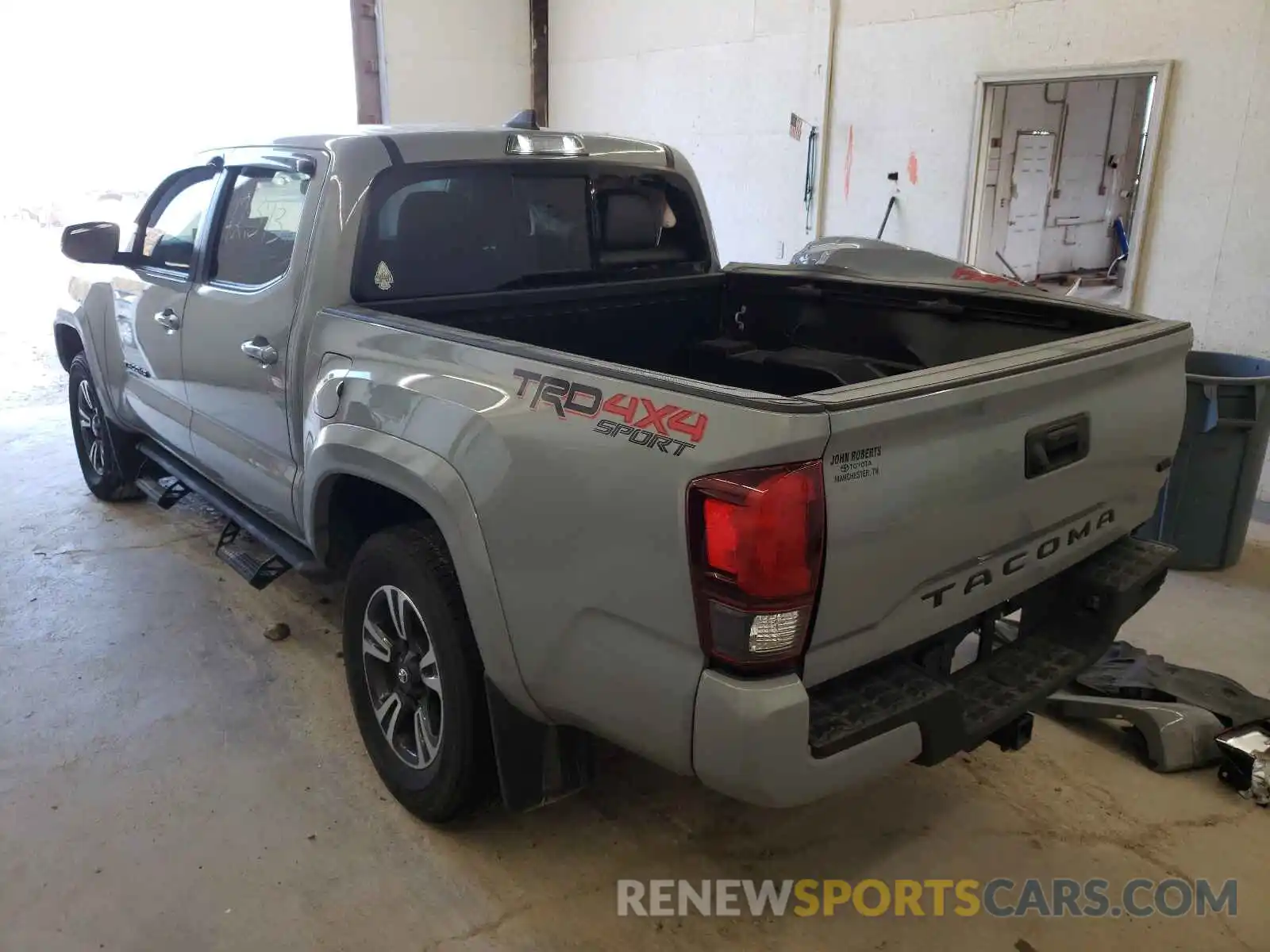 3 Photograph of a damaged car 3TMCZ5AN0KM242409 TOYOTA TACOMA 2019