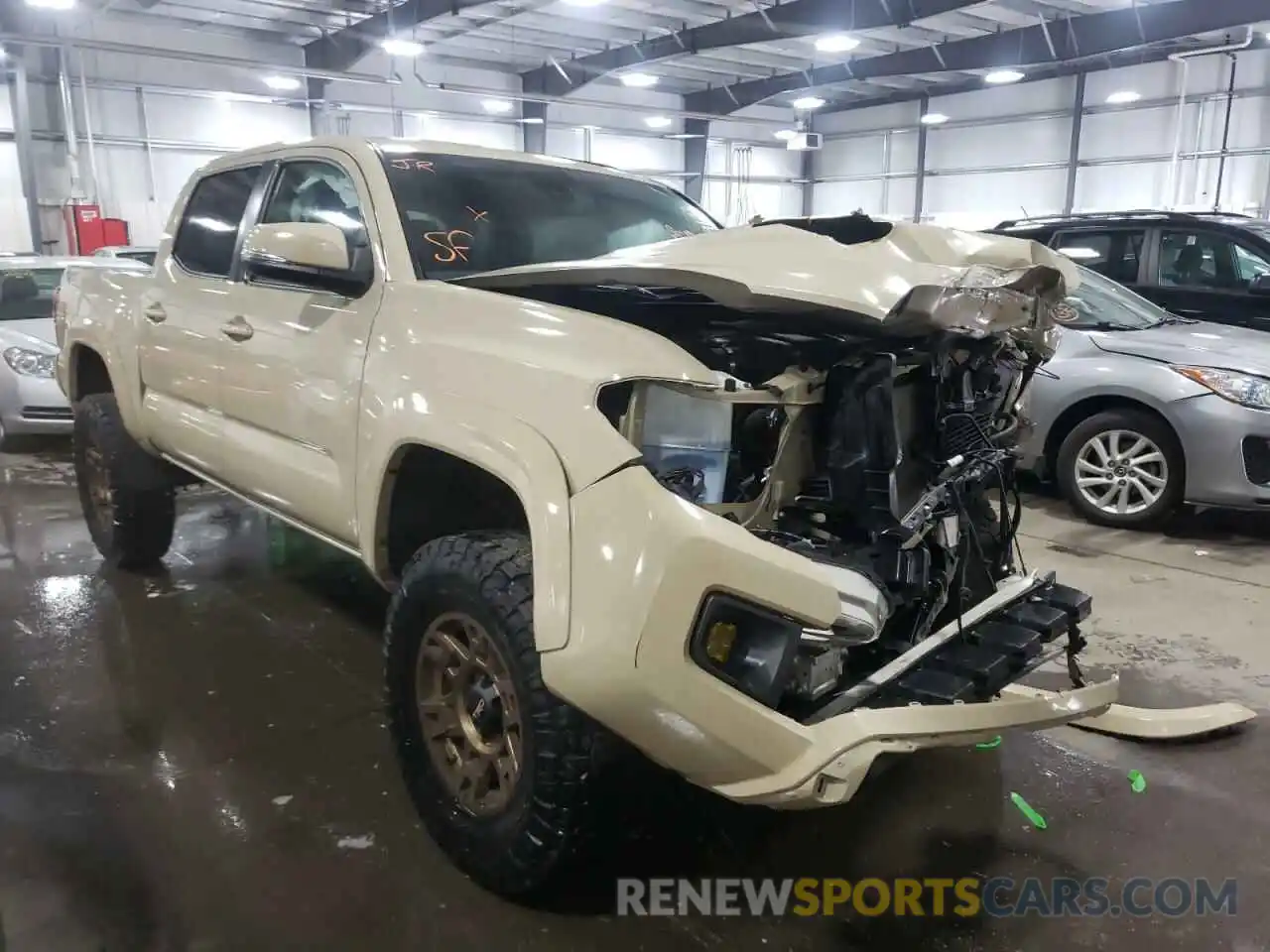 1 Photograph of a damaged car 3TMCZ5AN0KM243043 TOYOTA TACOMA 2019