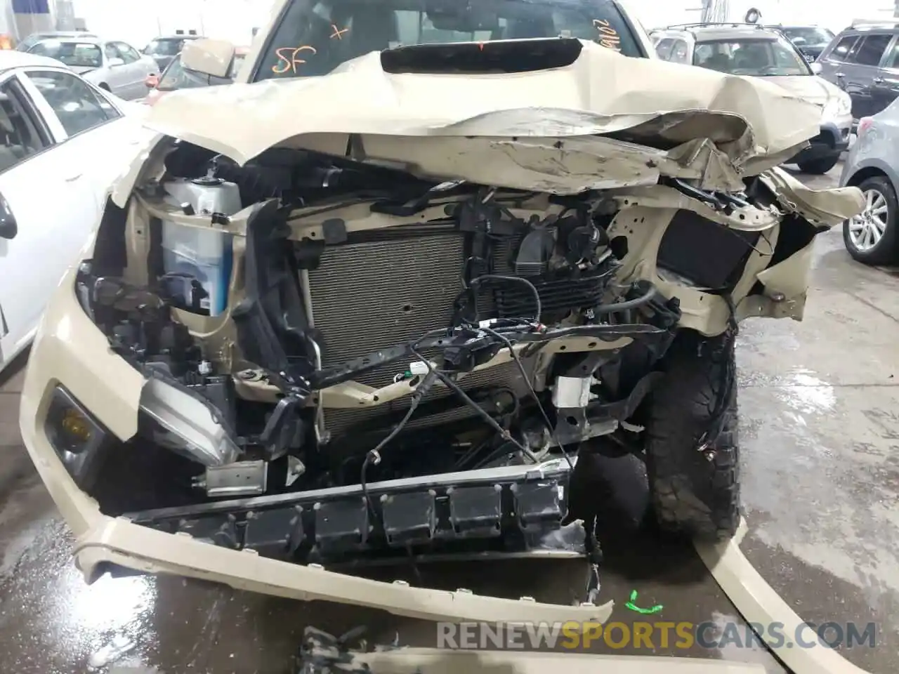 9 Photograph of a damaged car 3TMCZ5AN0KM243043 TOYOTA TACOMA 2019