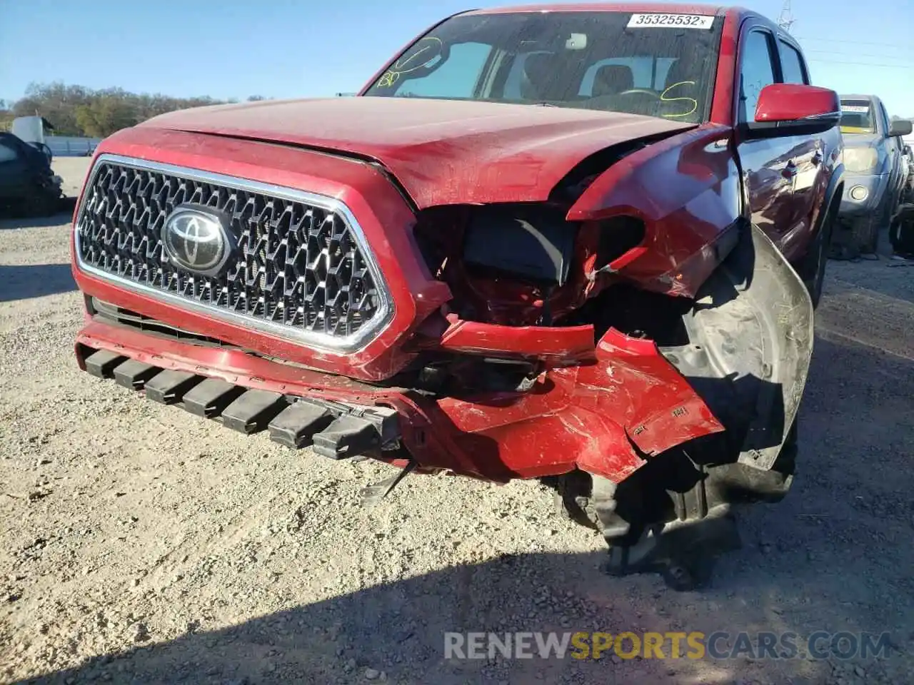 9 Photograph of a damaged car 3TMCZ5AN0KM245147 TOYOTA TACOMA 2019