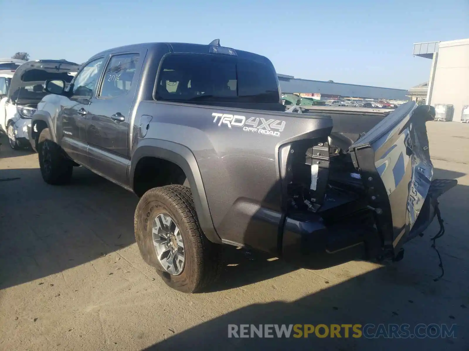 3 Photograph of a damaged car 3TMCZ5AN0KM246878 TOYOTA TACOMA 2019