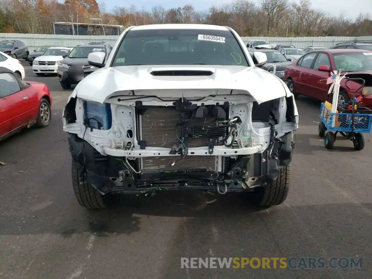 9 Photograph of a damaged car 3TMCZ5AN0KM250719 TOYOTA TACOMA 2019