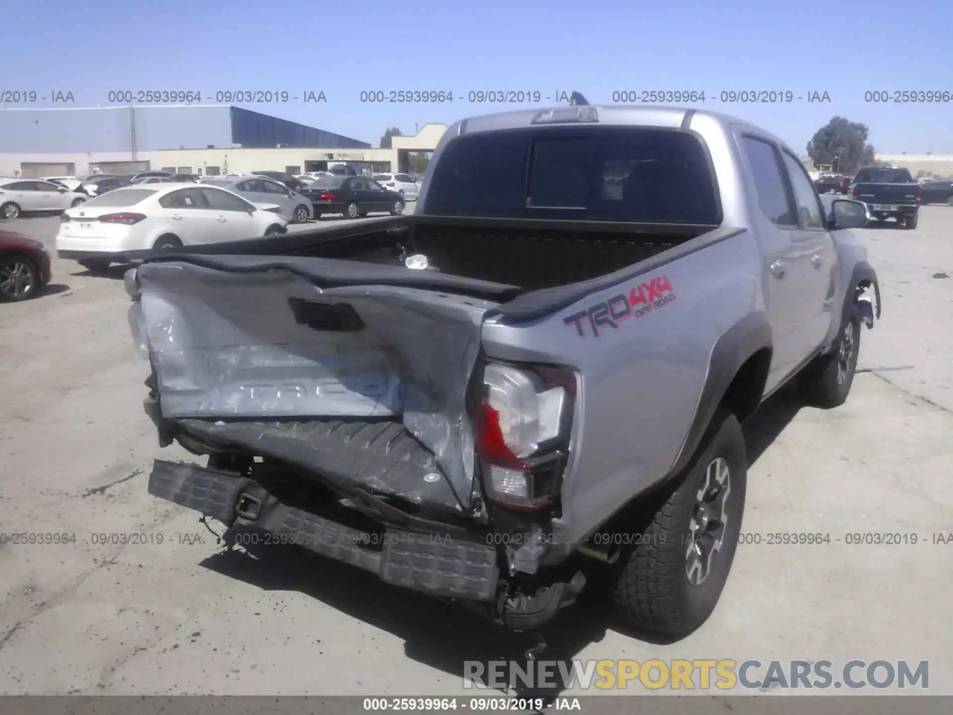 4 Photograph of a damaged car 3TMCZ5AN0KM256441 TOYOTA TACOMA 2019