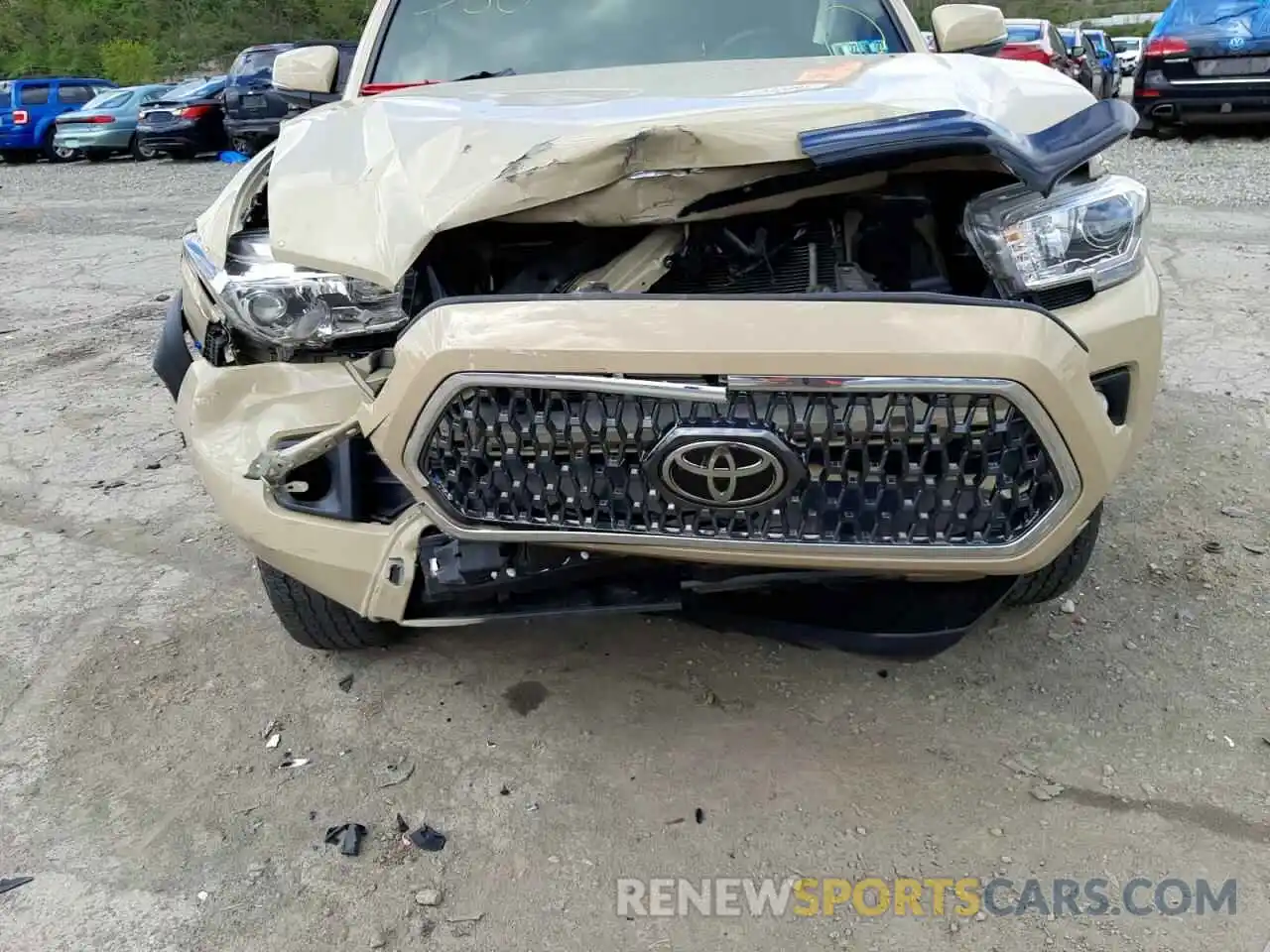 9 Photograph of a damaged car 3TMCZ5AN0KM258724 TOYOTA TACOMA 2019