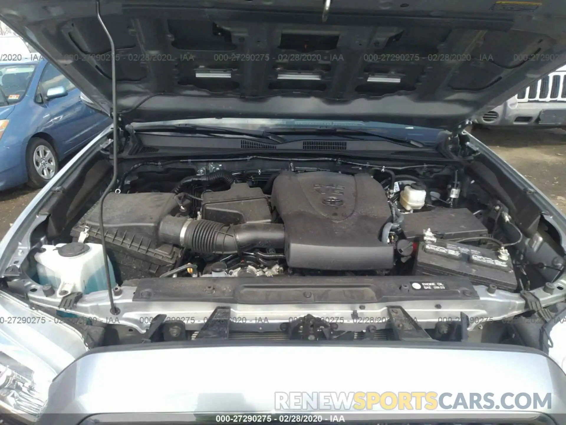 10 Photograph of a damaged car 3TMCZ5AN0KM264460 TOYOTA TACOMA 2019