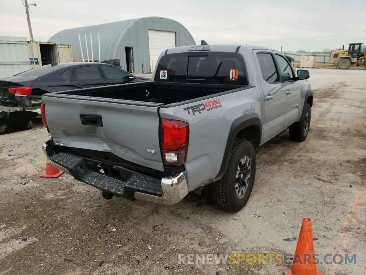 4 Photograph of a damaged car 3TMCZ5AN0KM266340 TOYOTA TACOMA 2019