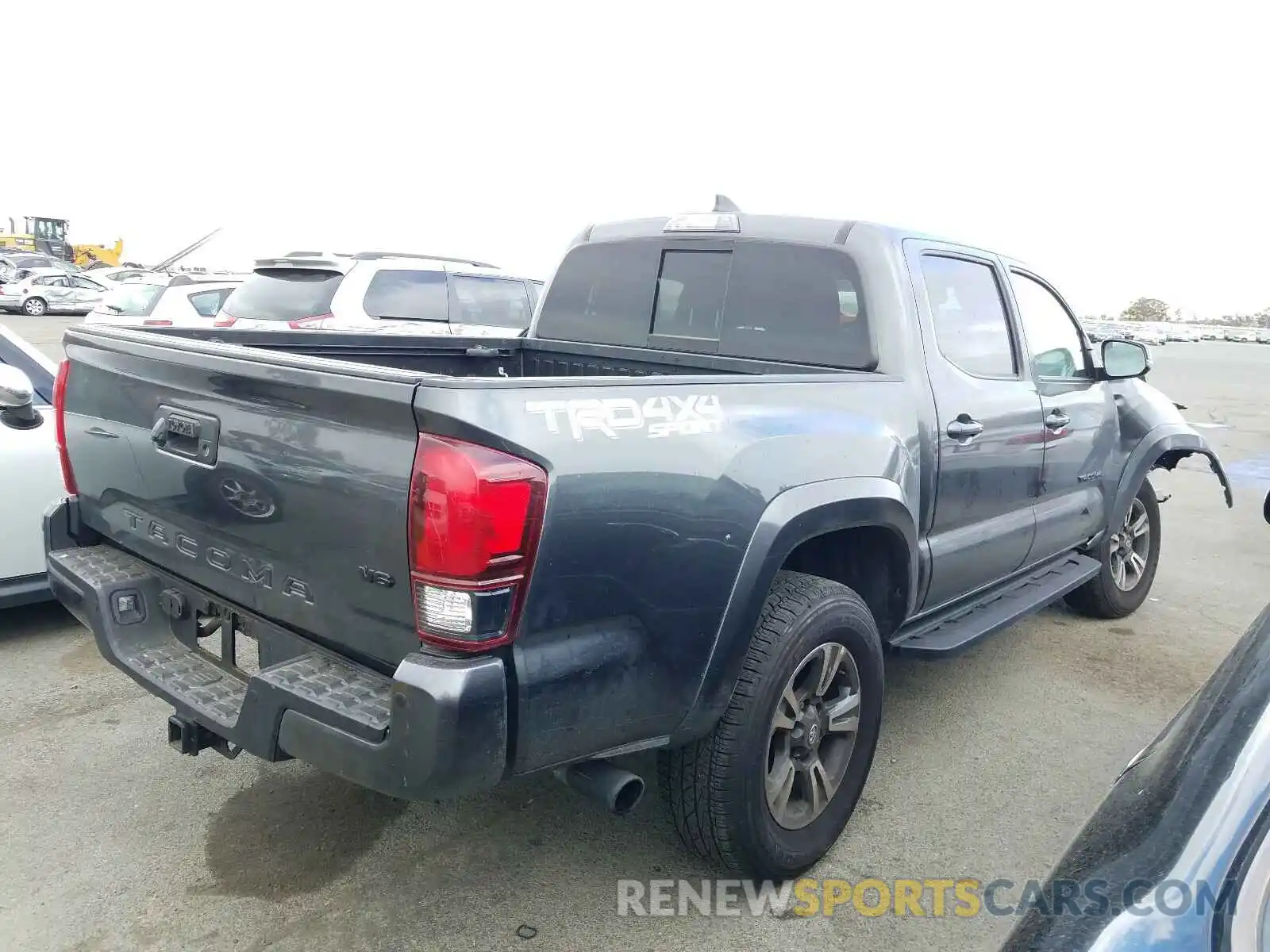 4 Photograph of a damaged car 3TMCZ5AN0KM266998 TOYOTA TACOMA 2019