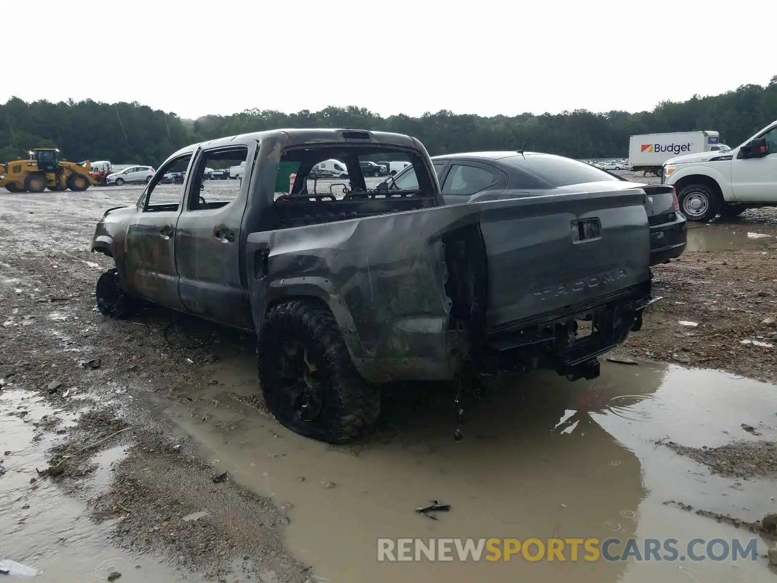 3 Photograph of a damaged car 3TMCZ5AN0KM267021 TOYOTA TACOMA 2019