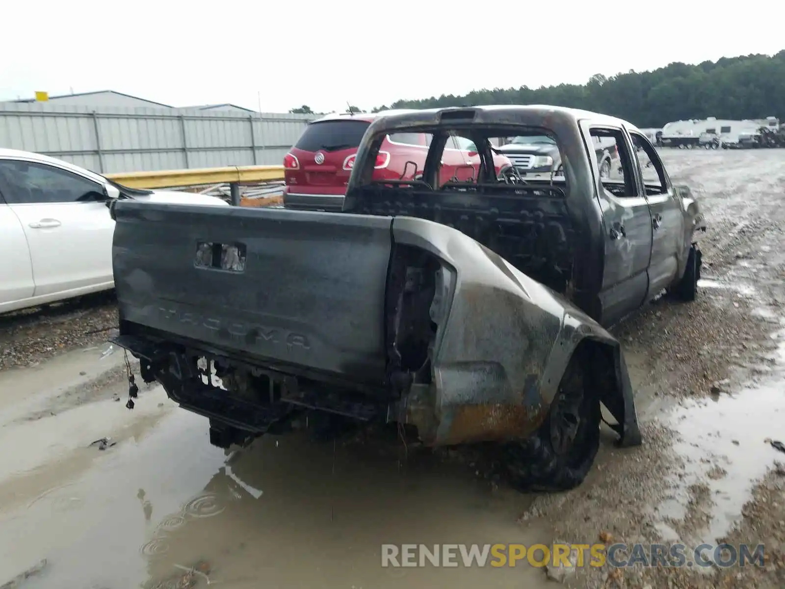 4 Фотография поврежденного автомобиля 3TMCZ5AN0KM267021 TOYOTA TACOMA 2019