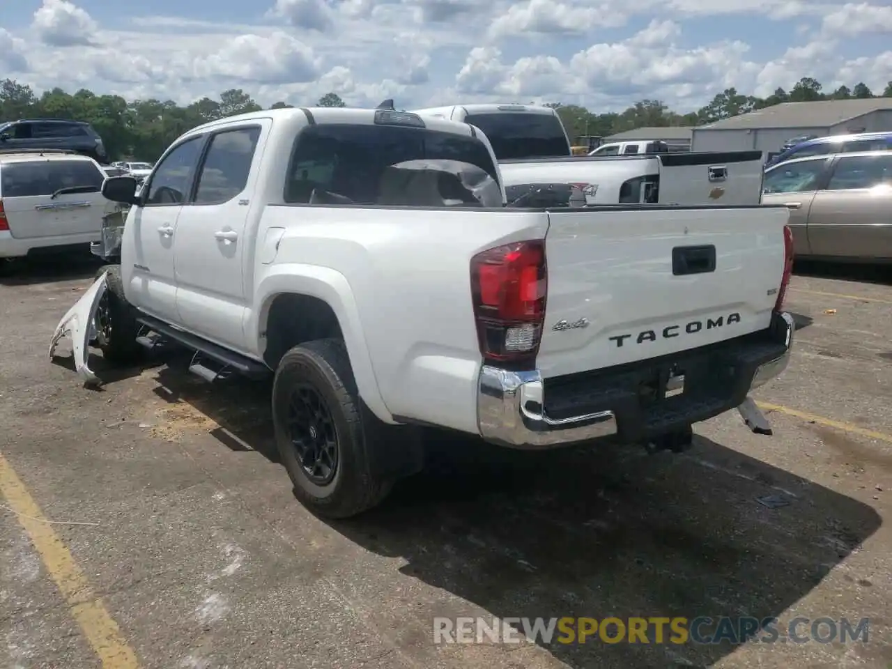 3 Photograph of a damaged car 3TMCZ5AN0KM271540 TOYOTA TACOMA 2019