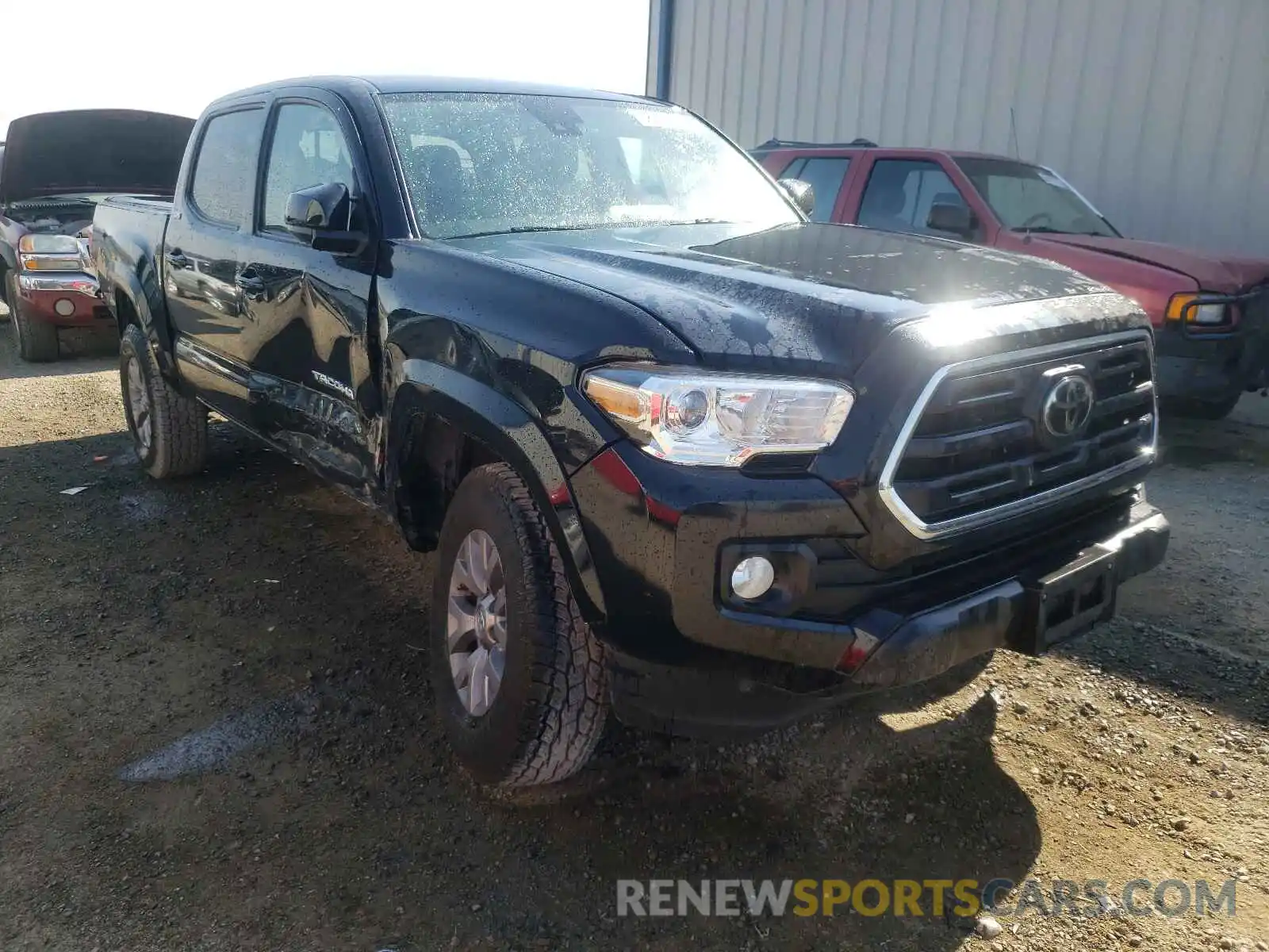 1 Photograph of a damaged car 3TMCZ5AN0KM271554 TOYOTA TACOMA 2019