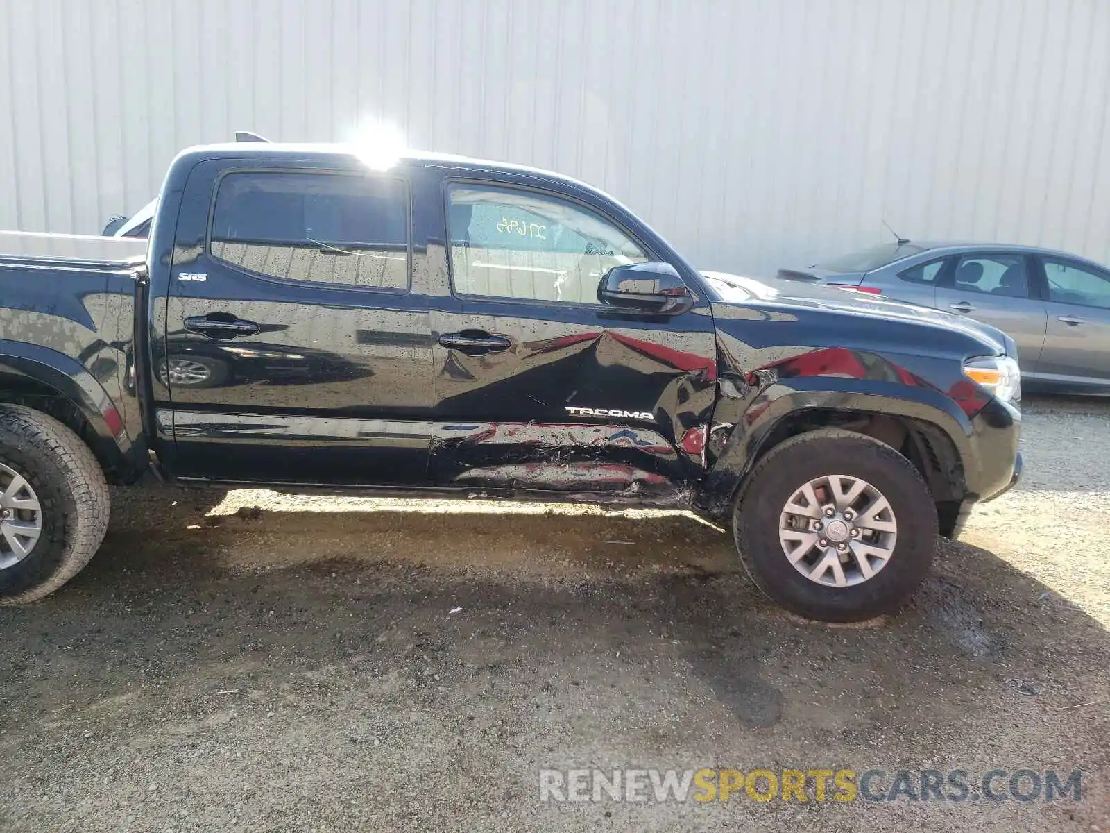 9 Photograph of a damaged car 3TMCZ5AN0KM271554 TOYOTA TACOMA 2019