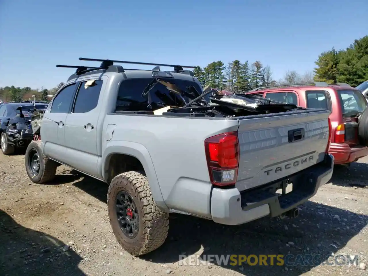 3 Photograph of a damaged car 3TMCZ5AN0KM271666 TOYOTA TACOMA 2019